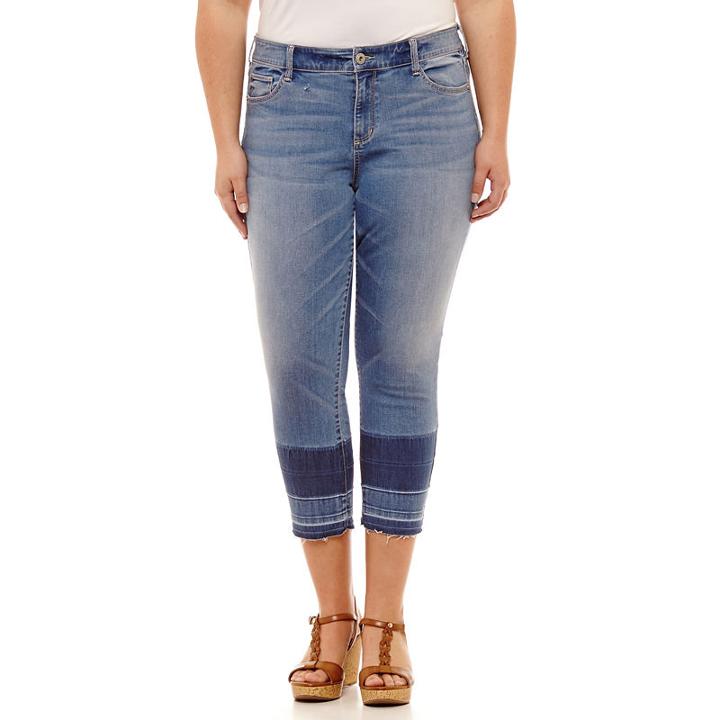 Arizona Skinny Crops Capris- Juniors Plus