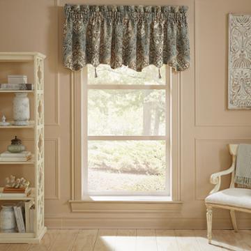 Croscill Classics Rea Scallop Valance