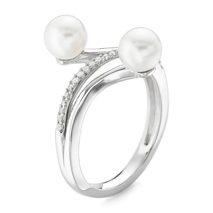 Cultured Freshwater Pearl And Lab-created White Sapphire Ring