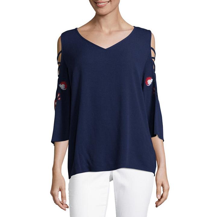 Como Blu 3/4 Sleeve V Neck Woven Embroidered Blouse