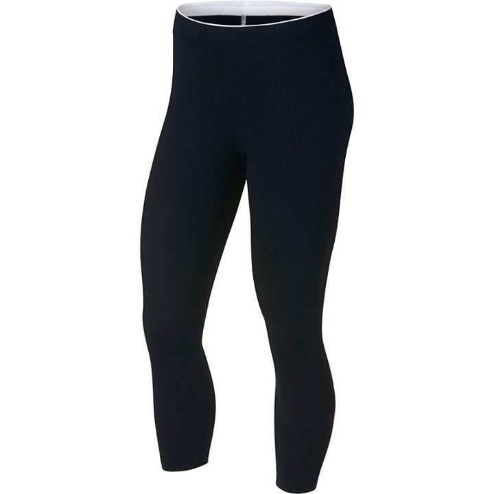 Nike Swoosh Club Crop Capris