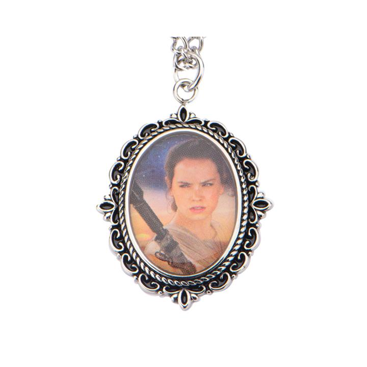 Star Wars Stainless Steel Rey Cameo Pendant Necklace
