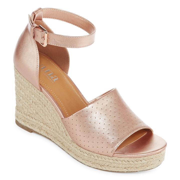 A.n.a Brenda Womens Wedge Sandals