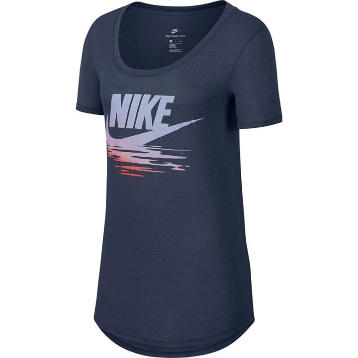 Nike Graphic Crew Neck T-shirt