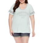 Hybrid Short Sleeve V Neck Graphic T-shirt