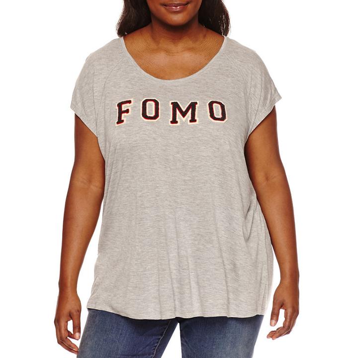 Boutique + Short Sleeve Scoop Neck Graphic T-shirt-plus