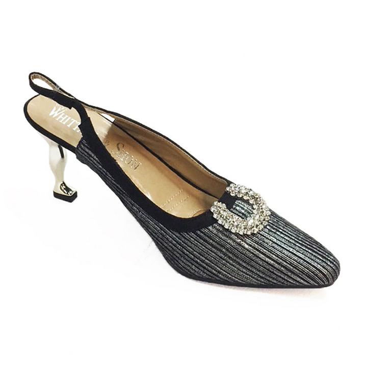 Whittall & Shon Lucky Womens Pumps