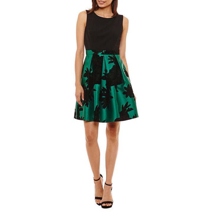 Scarlett Sleeveless Fit & Flare Dress-petite