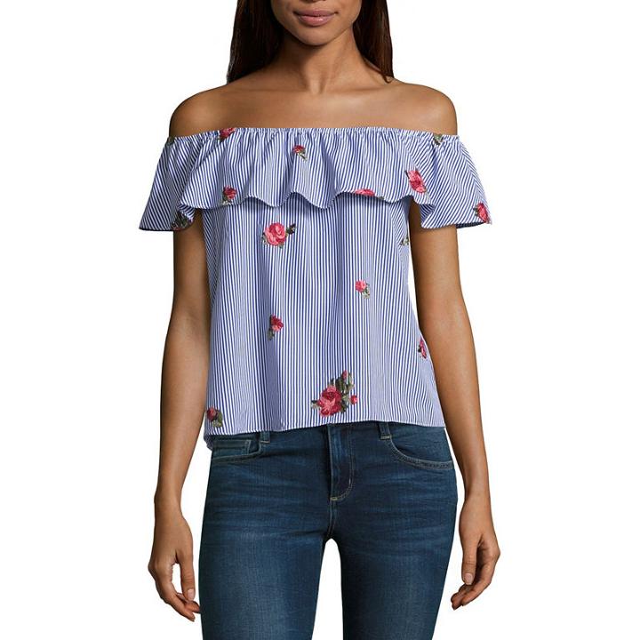 By & By Short Sleeve Scoop Neck Chambray Floral Blouse-juniors