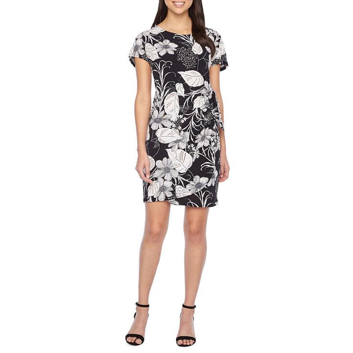Robbie Bee Short Sleeve Floral Sheath Dress