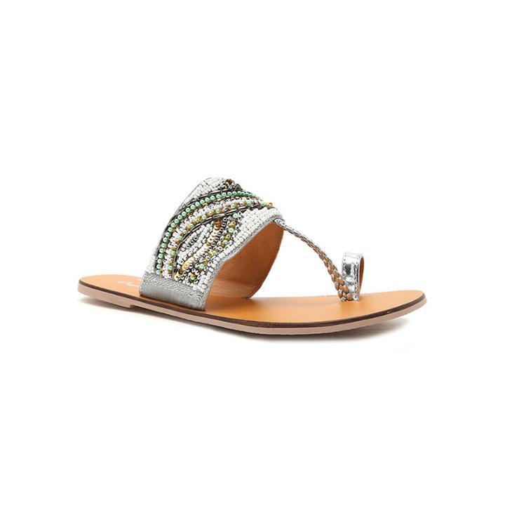 Qupid Kemore Beaded Flat Sandals