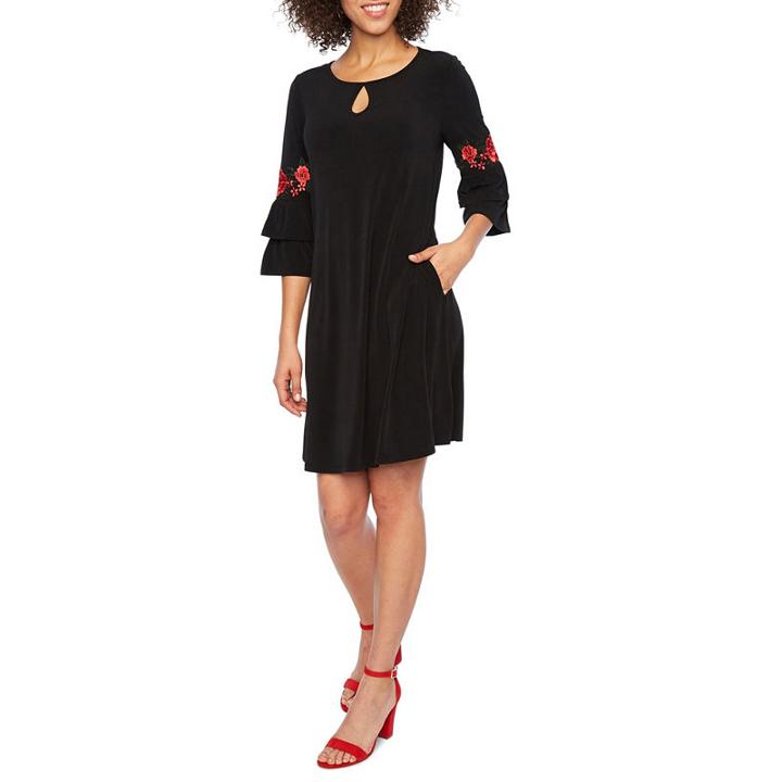 Alyx 3/4 Bell Applique Sleeve Shift Dress