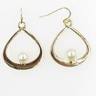 Vieste Rosa Prl 0518 Modern Pearl White Brass Drop Earrings