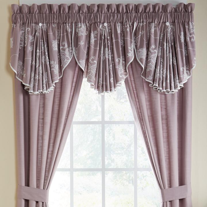 Croscill Classics Liliana Valance