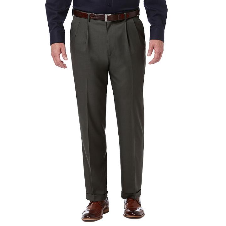 Haggar Premium Comfort Classic Fit Pleated