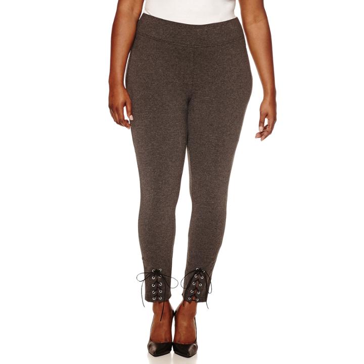 Embossed Leggings - Juniors Plus