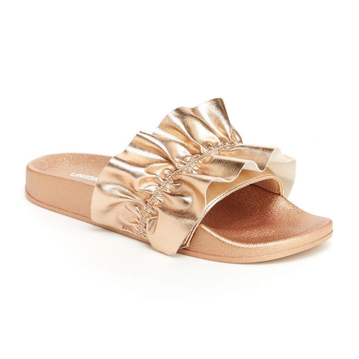 Unionbay Miraculous Ruffle Womens Flat Sandals