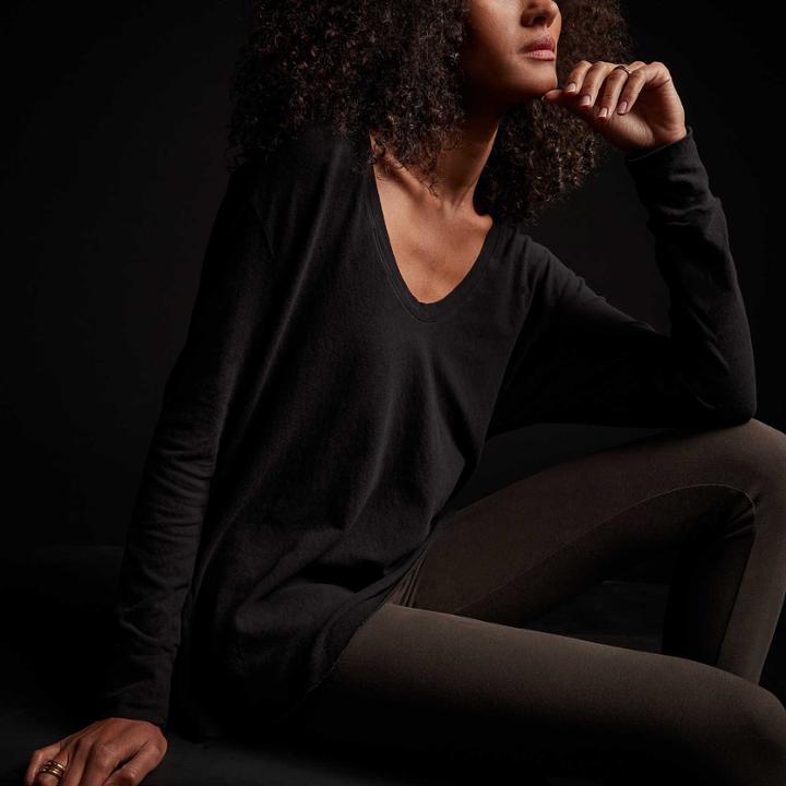 James Perse Drop Shoulder V Neck Top