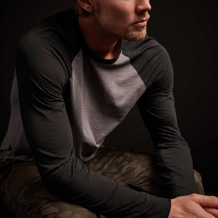James Perse Recycled Lotus Jersey Two Tone Raglan Crew