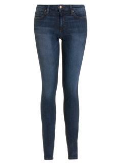 Curvy Skinny Keely