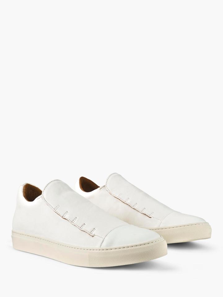 John Varvatos Reed Laceless Low Top Sneaker White Size: 9.5
