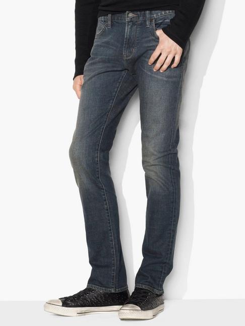 John Varvatos Bowery Jean In Distressed Indigo