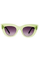 Quay Eyeware Australia:the Retro Kitti Glasses In Green, Sunglasses For Women