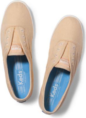 Keds Chillax. Peach, Size 9m Women Inchess Shoes