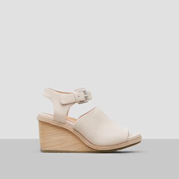 Gentle Souls By Kenneth Cole Gerry Nubuck Wedge Sandal - Blush
