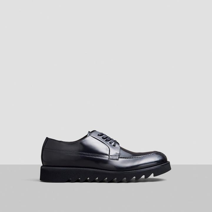 Kenneth Cole Black Label Fuel The Fire Leather Shoe With Treaded Sole - Black