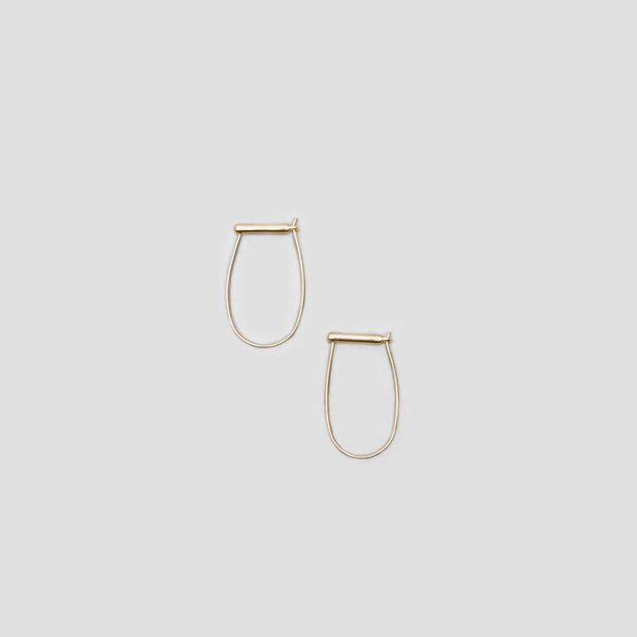 Kenneth Cole New York Bar Wire Hoop Earring - Shiny Gold