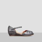 Gentle Souls By Kenneth Cole Lily Moon Metallic Leather Sandal - Graphite