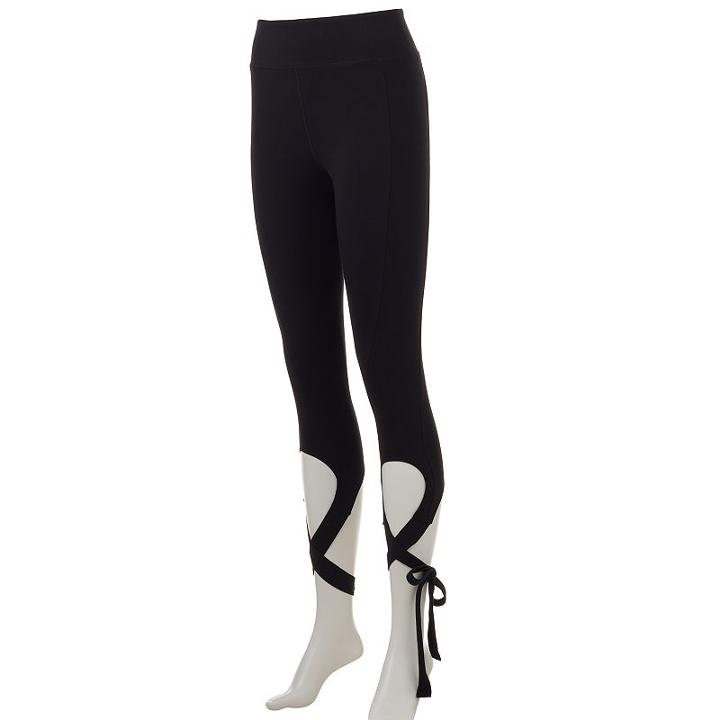 Juniors' So&reg; Wrap Yoga Capri Leggings, Teens, Size: Medium, Black