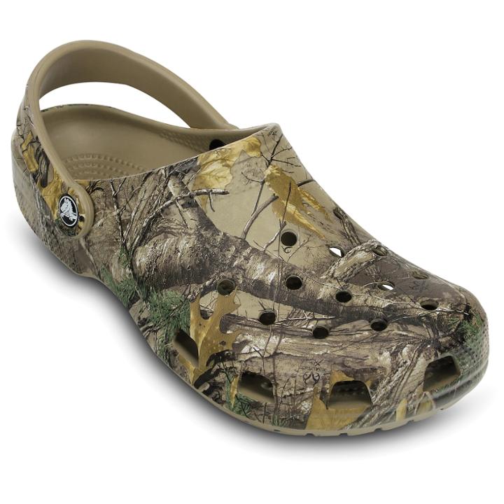 Crocs Classic Realtree Xtra Men's Clogs, Size: 13, Med Beige