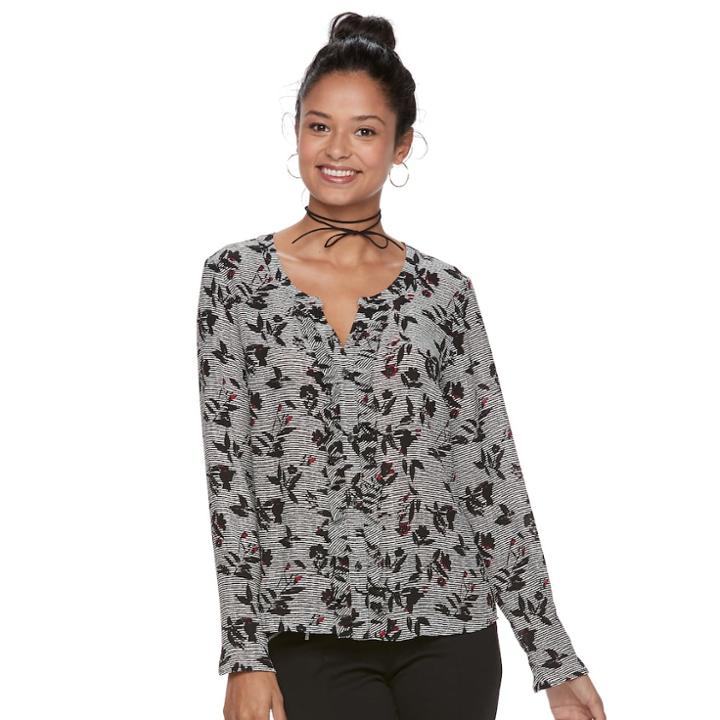 Juniors' Candie's&reg; Ruffle Crepe Shirt, Teens, Size: Large, White Oth