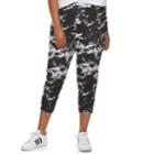 Juniors' Plus Size So&reg; Marble Print Yoga Capri, Teens, Size: 3xl, Black