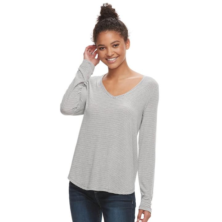 Juniors' So&reg; Perfect V-neck Tee, Teens, Size: Large, Med Grey