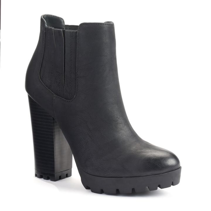 Candie's&reg; Women's Double Gore Heeled Booties, Size: 9, Black