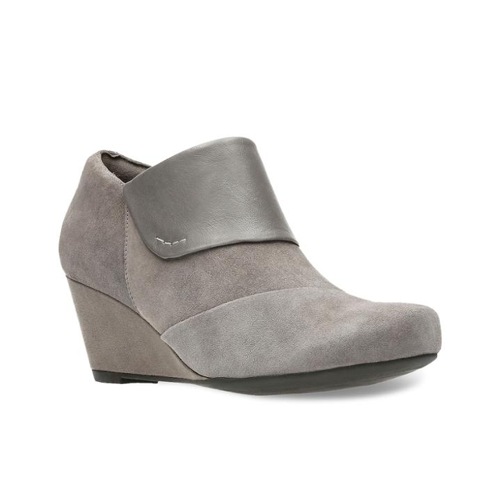 Clarks Flores Dahlia Women's Wedge Ankle Boots, Size: Medium (8.5), Grey