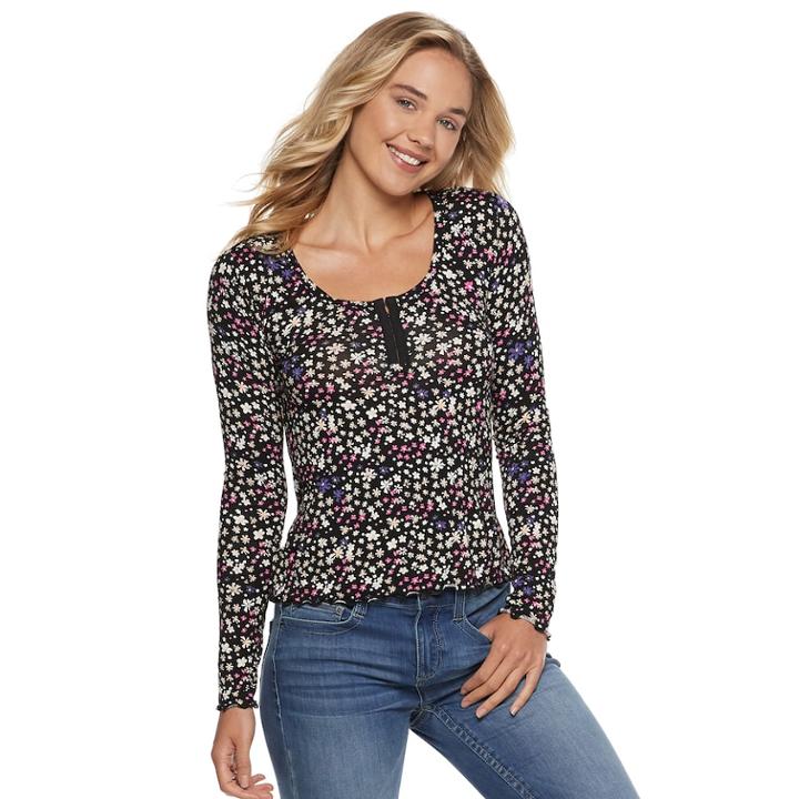 Juniors' So&reg; Ruffled Henley Top, Teens, Size: Xs, Black