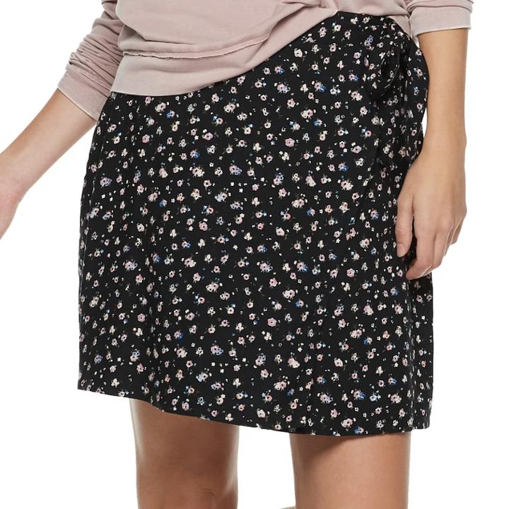 Juniors' So&reg; Challis Wrap Skirt, Teens, Size: Large, Oxford