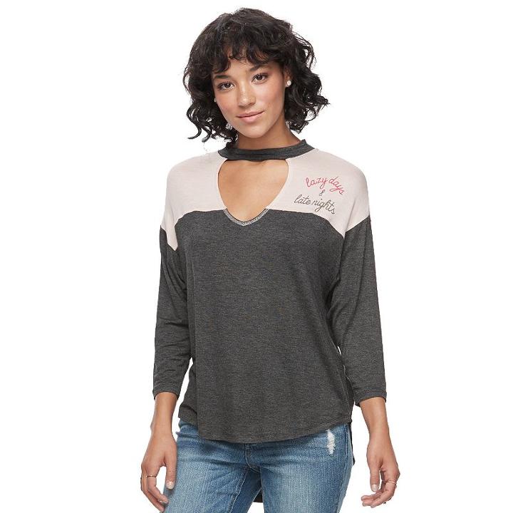 Juniors' About A Girl Lazy Days Choker Neck Graphic Tee, Size: Small, Med Grey