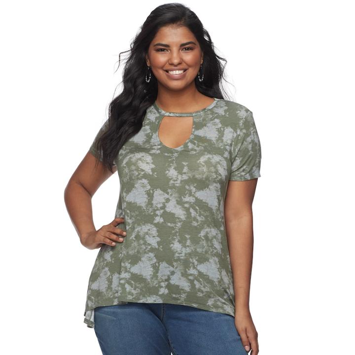 Juniors' Plus Size Mudd&reg; Keyhole Asymmetrical Top, Teens, Size: 1xl, Med Green