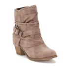 So&reg; Pine Women's Boots, Size: Medium (7), Beige
