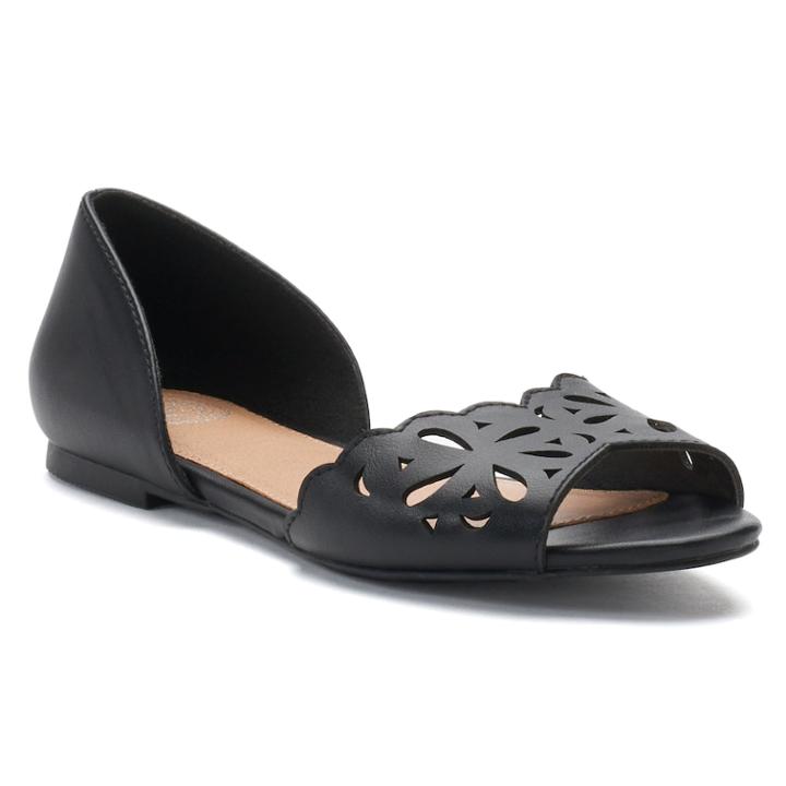 So&reg; Loach Women's Flats, Size: Medium (7), Black