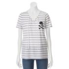 Disney's Pirates Of The Caribbean: Dead Men Tell No Tales Juniors' Skull Lace-up Graphic Tee, Size: Large, White