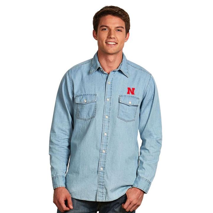 Men's Antigua Nebraska Cornhuskers Chambray Button-down Shirt, Size: Medium, Med Blue