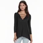 Juniors' Mudd&reg; Shark-bite Ladder V-neck Tee, Teens, Size: Xl, Black