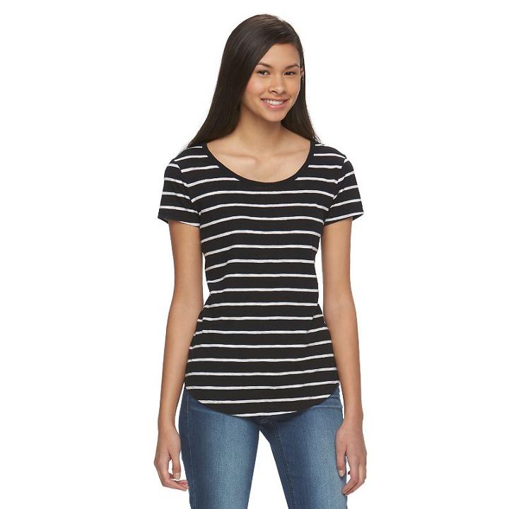 Juniors' So&reg; Short Sleeve Scoopneck Tee, Girl's, Size: Medium, Black
