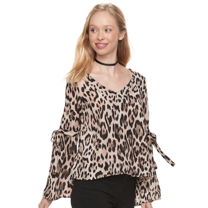 Juniors' Lily Rose Tie Sleeve V-neck Top, Teens, Size: Medium, Gray Animal